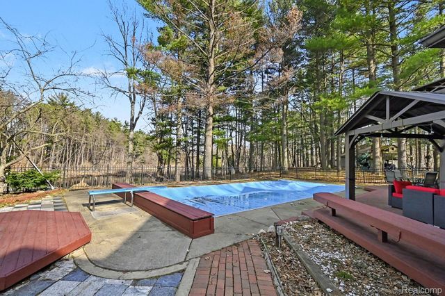 100 N Latson Road, Oceola Township, MI 48843