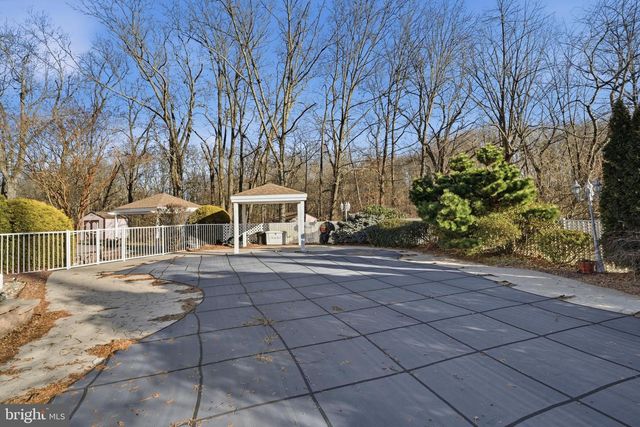 30 CARRIAGE, Millstone Township, NJ 08510