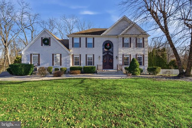 30 CARRIAGE, Millstone Township, NJ 08510