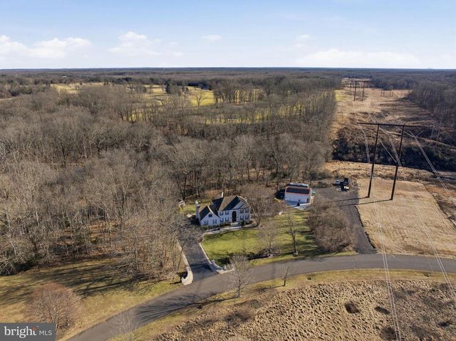 30 CARRIAGE, Millstone Township, NJ 08510