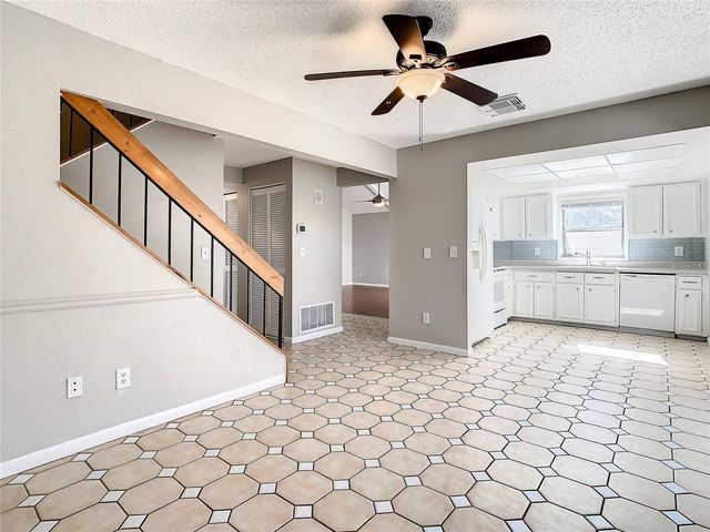 2607 CEDAR VIEW COURT, Clearwater, FL 33761