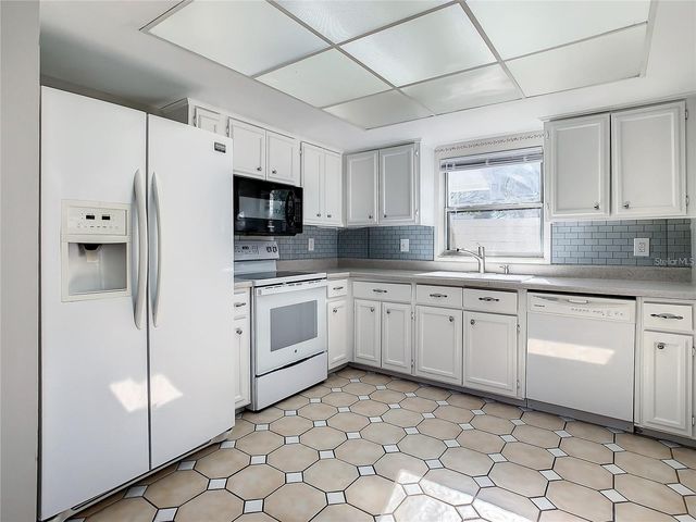 2607 CEDAR VIEW COURT, Clearwater, FL 33761