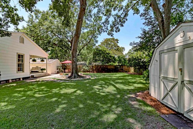 4145 Floyd Dr, Baton Rouge, LA 70808
