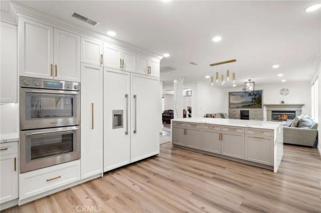 2 Dos Rios, Irvine, CA 92602