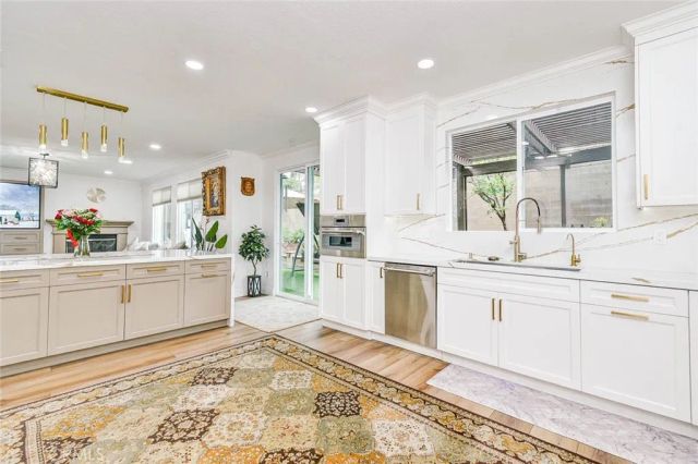 2 Dos Rios, Irvine, CA 92602