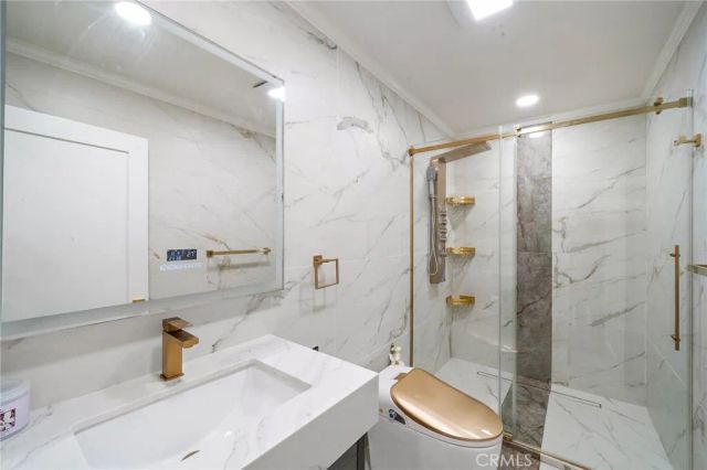 2 Dos Rios, Irvine, CA 92602