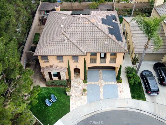 2 Dos Rios, Irvine, CA 92602