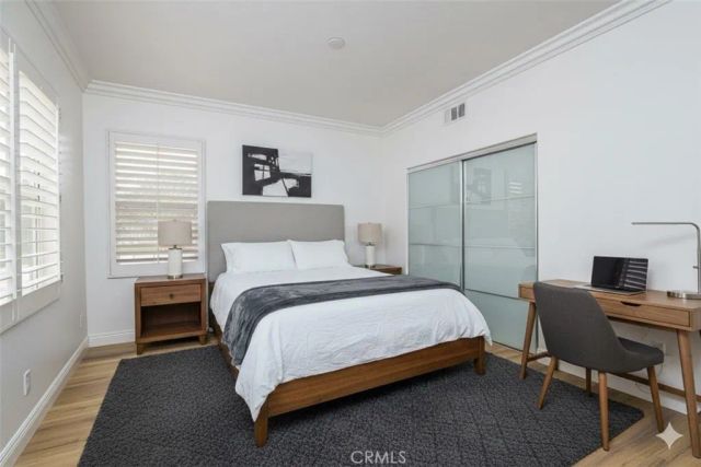 2 Dos Rios, Irvine, CA 92602