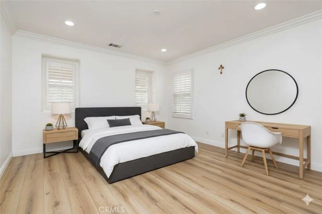 2 Dos Rios, Irvine, CA 92602