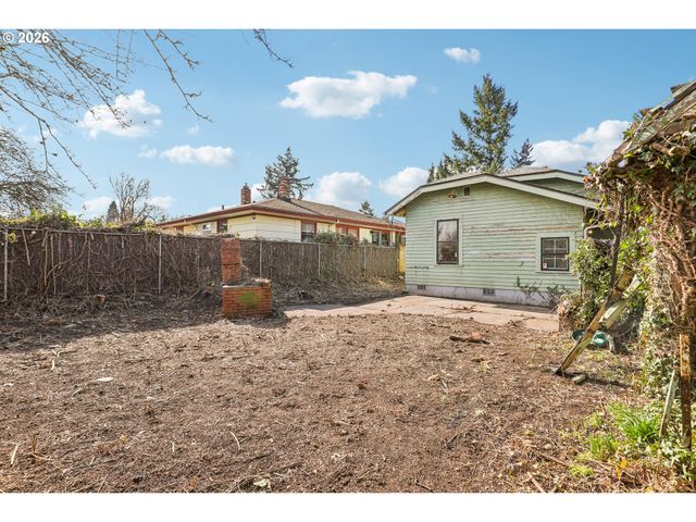 6310 Se 72ND Ave, Portland, OR 97206