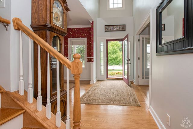 141 Mary Hamsmith Court, Sycamore, IL 60178