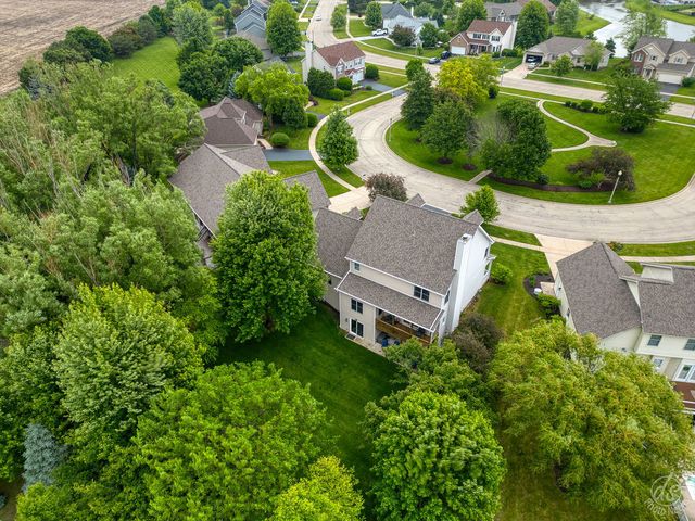 141 Mary Hamsmith Court, Sycamore, IL 60178