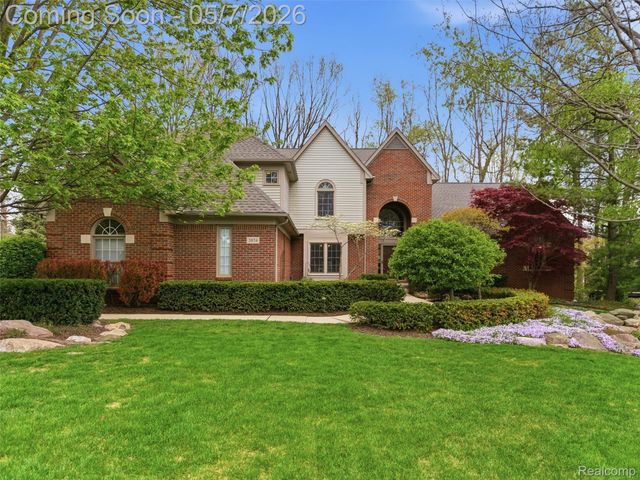 3874 Kaeleaf Road, Orion Charter Township, MI 48360