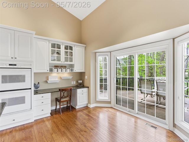 3874 Kaeleaf Road, Orion Charter Township, MI 48360