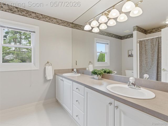 3874 Kaeleaf Road, Orion Charter Township, MI 48360