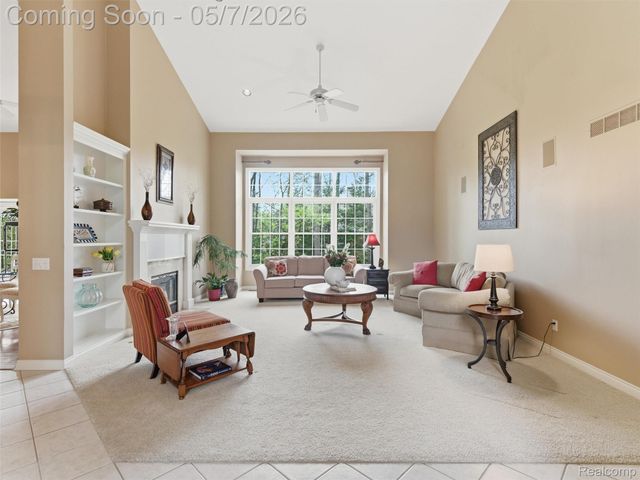 3874 Kaeleaf Road, Orion Charter Township, MI 48360