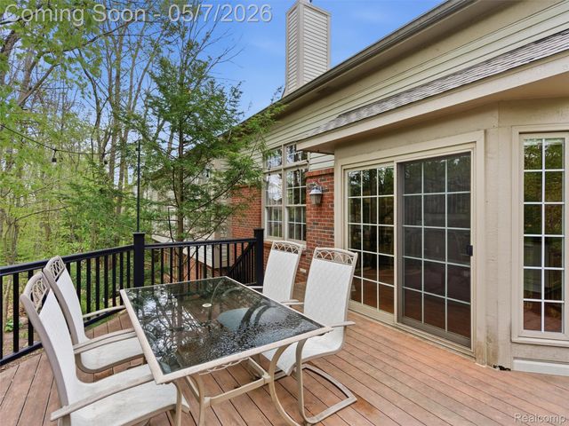 3874 Kaeleaf Road, Orion Charter Township, MI 48360