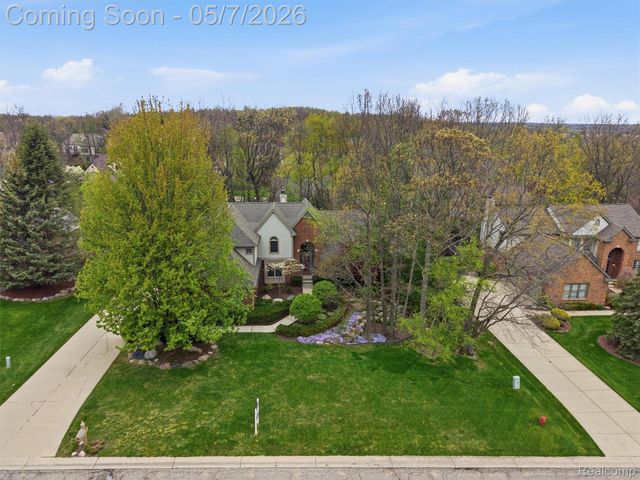 3874 Kaeleaf Road, Orion Charter Township, MI 48360
