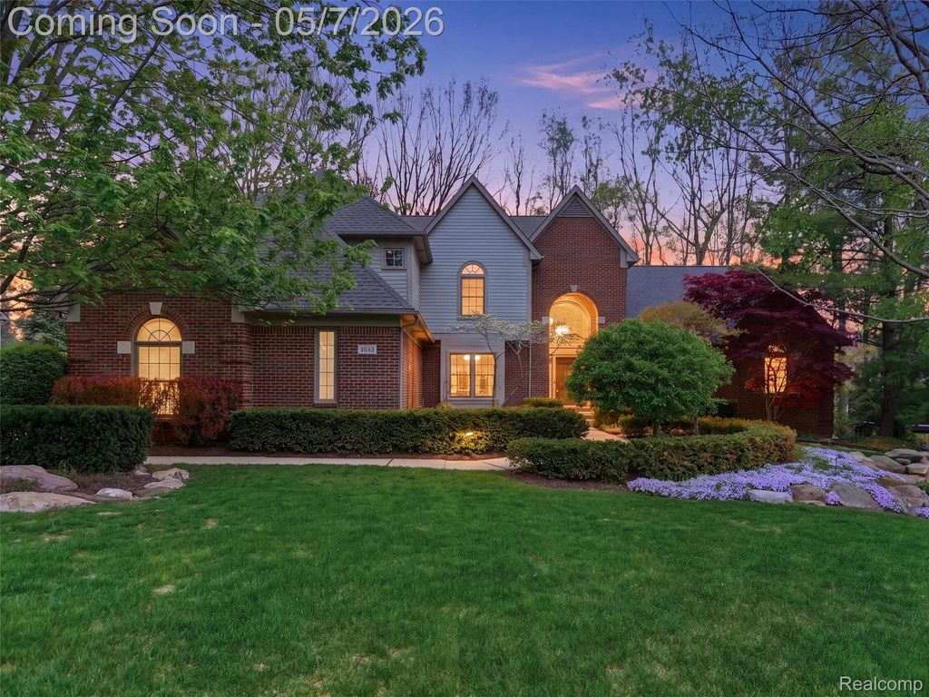 3874 Kaeleaf Road, Orion Charter Township, MI 48360