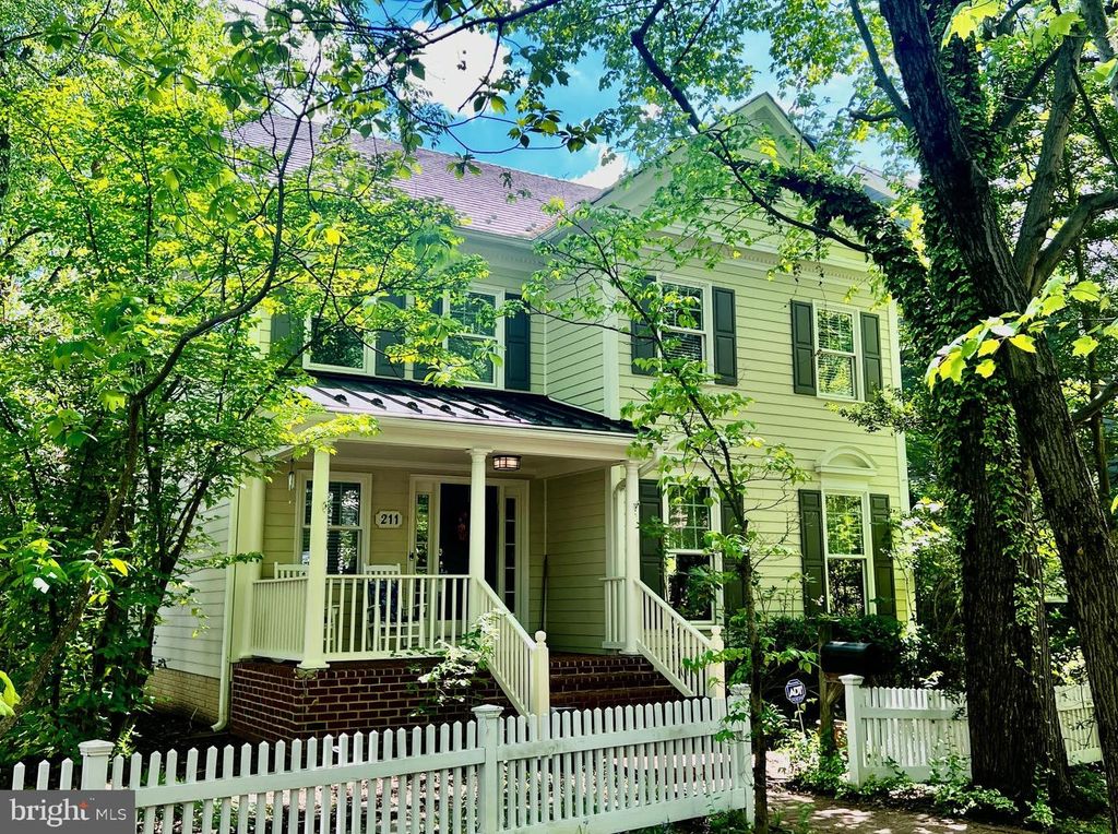 211 HOLMARD ST, Gaithersburg, MD 20878