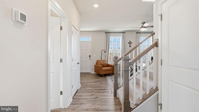 2124 BERWICK DR, Jeffersonton, VA 22724