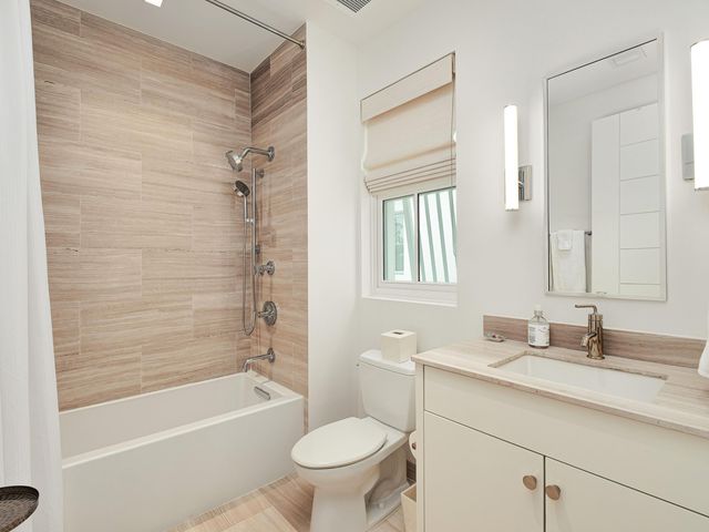 70 Governors Court C302, Alys Beach, FL 32461