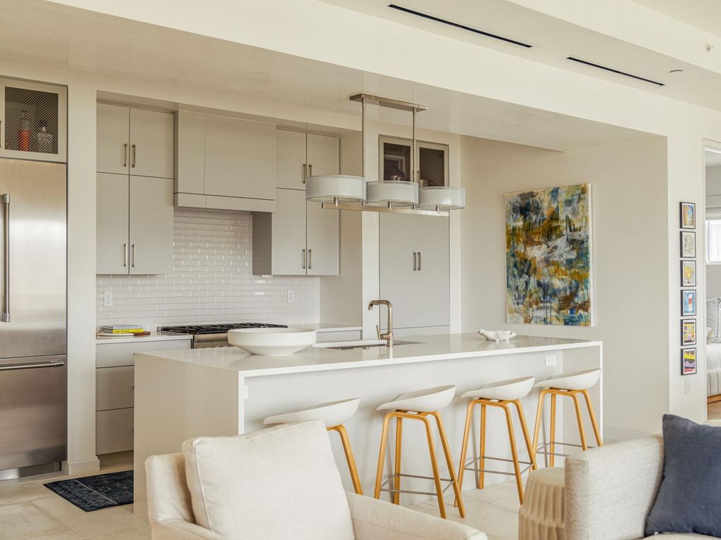 70 Governors Court C302, Alys Beach, FL 32461