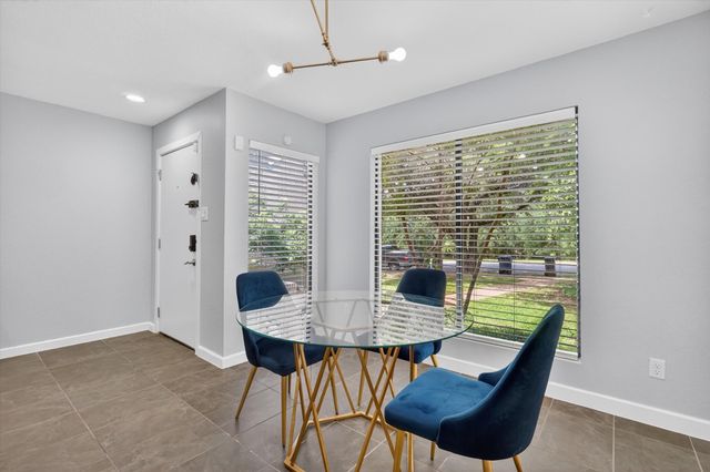 2613 Mccart Avenue 2613, Fort Worth, TX 76110