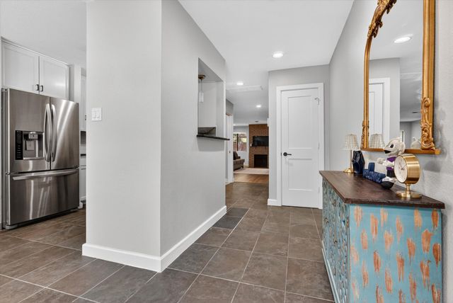 2613 Mccart Avenue 2613, Fort Worth, TX 76110