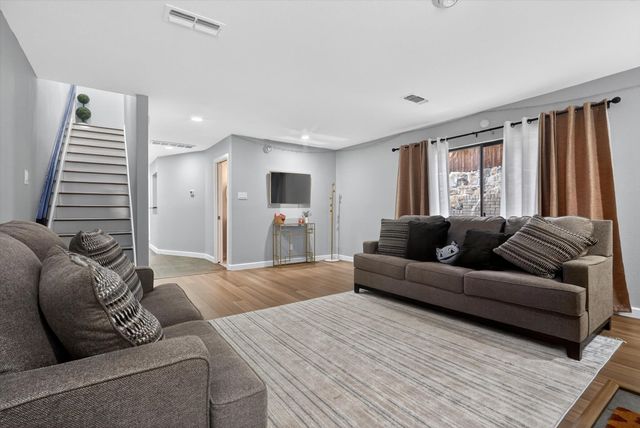 2613 Mccart Avenue 2613, Fort Worth, TX 76110