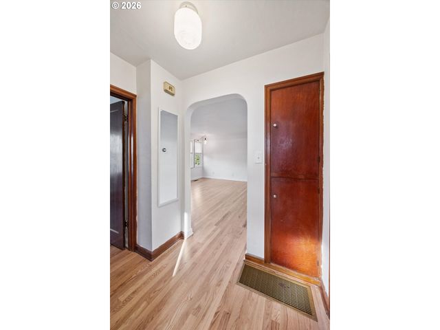 4230 Ne 54th Ave, Portland, OR 97218