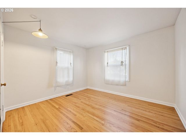 4230 Ne 54th Ave, Portland, OR 97218