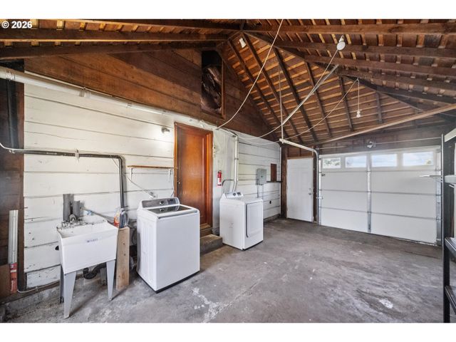 4230 Ne 54th Ave, Portland, OR 97218