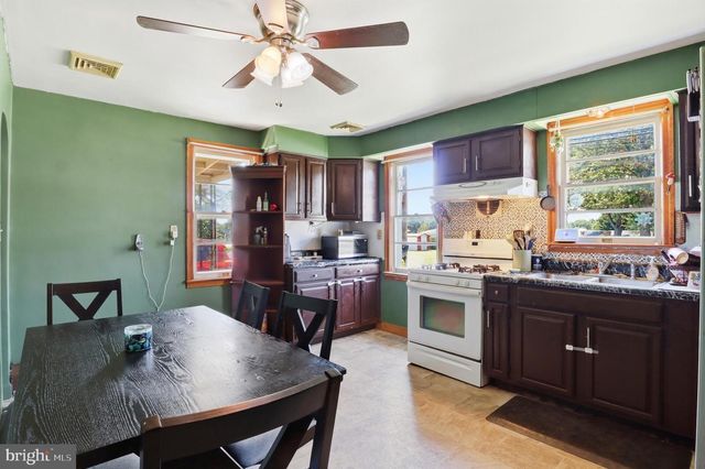 17855 BARRENS RD N, Stewartstown, PA 17363