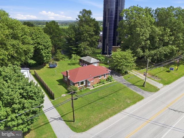 17855 BARRENS RD N, Stewartstown, PA 17363
