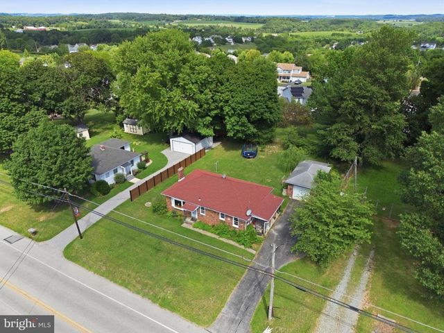 17855 BARRENS RD N, Stewartstown, PA 17363