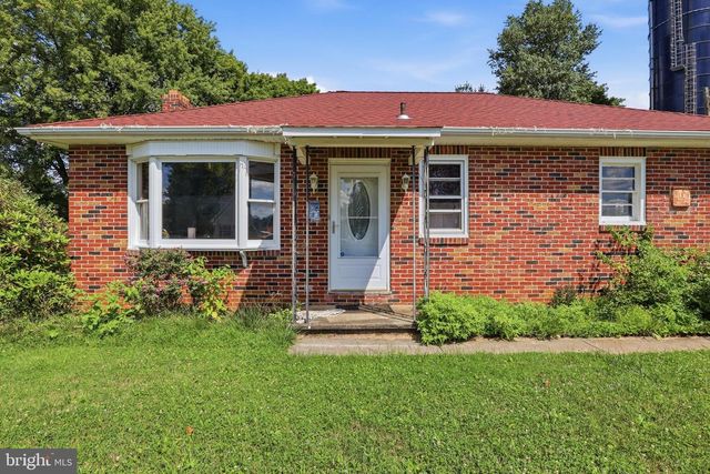 17855 BARRENS RD N, Stewartstown, PA 17363