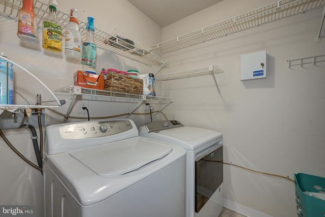 48 LONGHURST RD, Marlton, NJ 08053