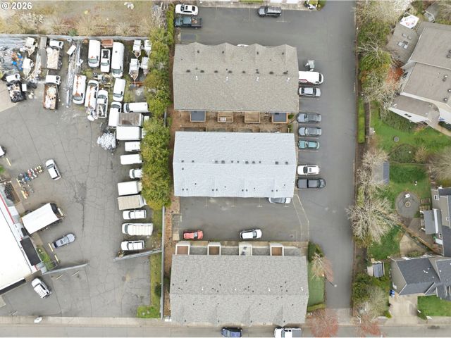 427 HARRIS Ln 14, Oregon City, OR 97045