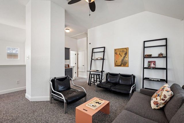 1819 Village Oak CT, Austin, TX 78704