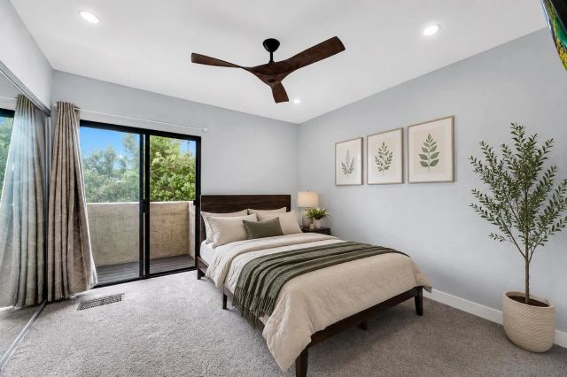 1235 River Glen Row 83, San Diego, CA 92111