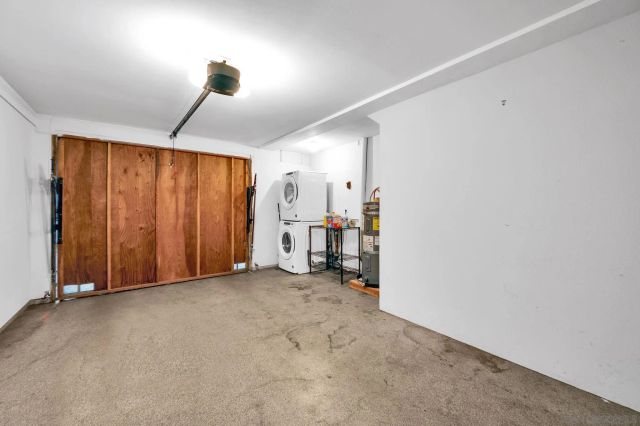 1235 River Glen Row 83, San Diego, CA 92111