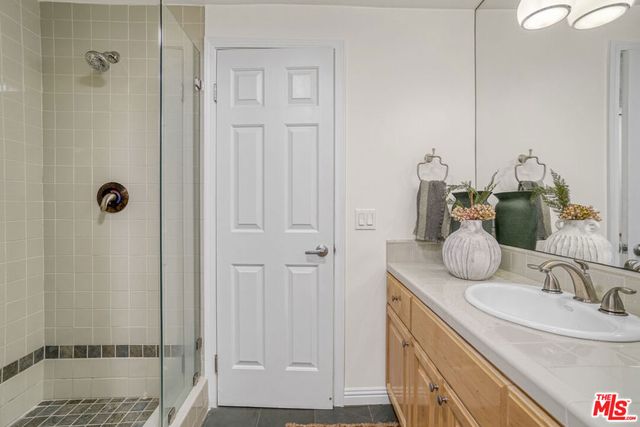 837 Lincoln Boulevard 3, Santa Monica, CA 90403