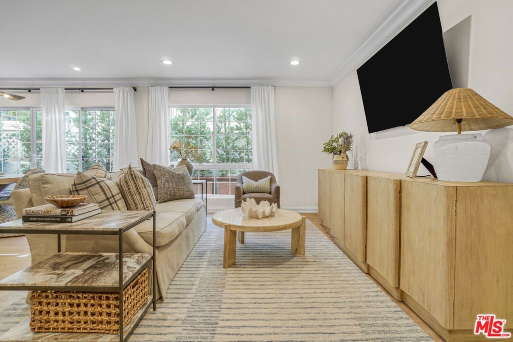 837 Lincoln Boulevard 3, Santa Monica, CA 90403