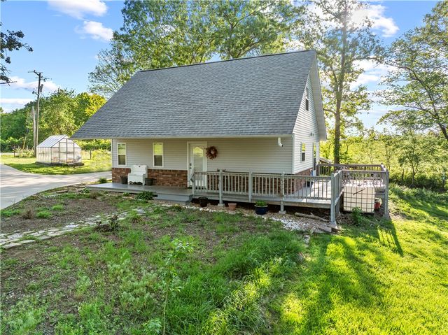 1640 Wolf Springs Road, Harrison, AR 72601