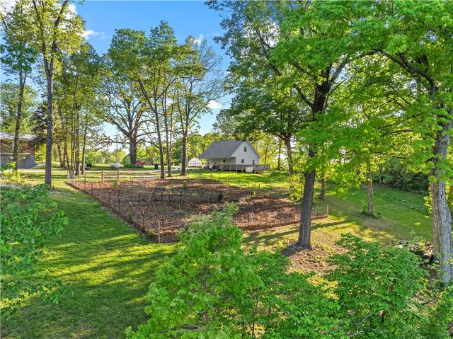 1640 Wolf Springs Road, Harrison, AR 72601