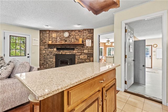 1640 Wolf Springs Road, Harrison, AR 72601