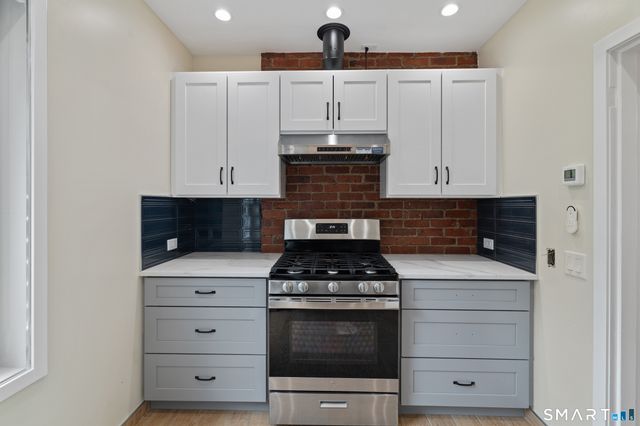 22-26 Carver Street, Bridgeport, CT 06610