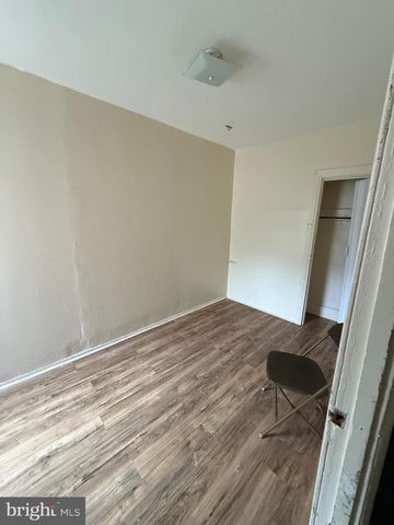 608 POINT STREET, Camden, NJ 08102
