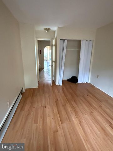 608 POINT STREET, Camden, NJ 08102